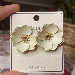 Summer flower studs