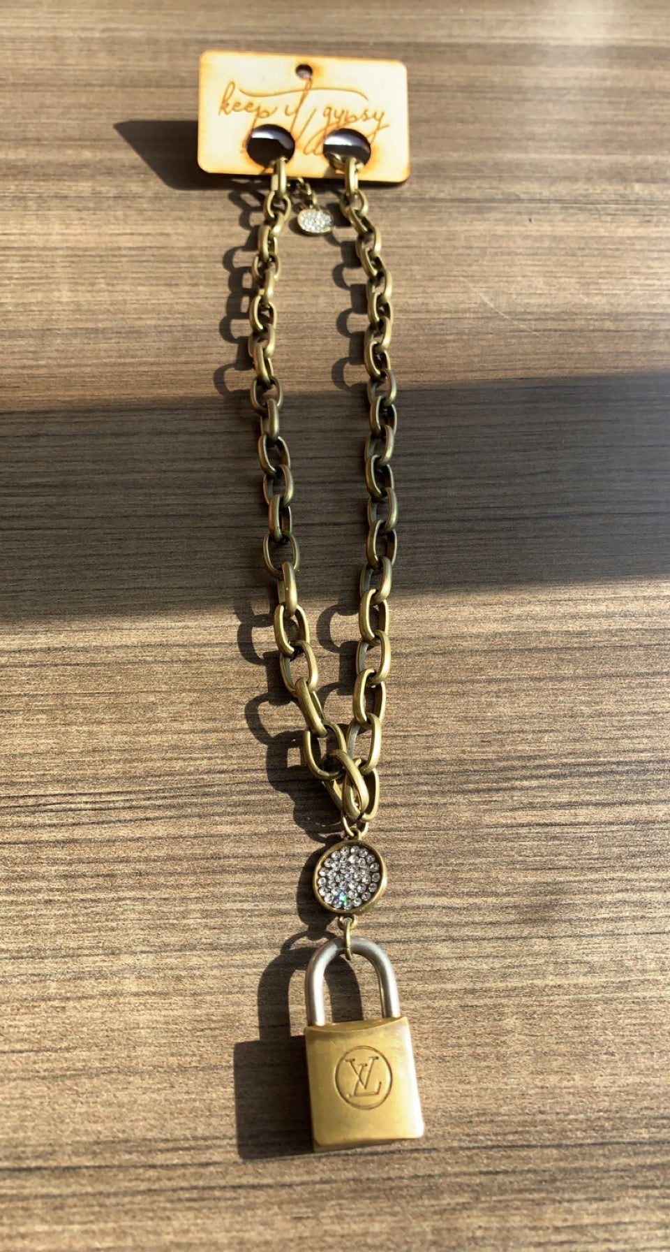 Revamped LV necklace lock