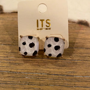 Colored studs